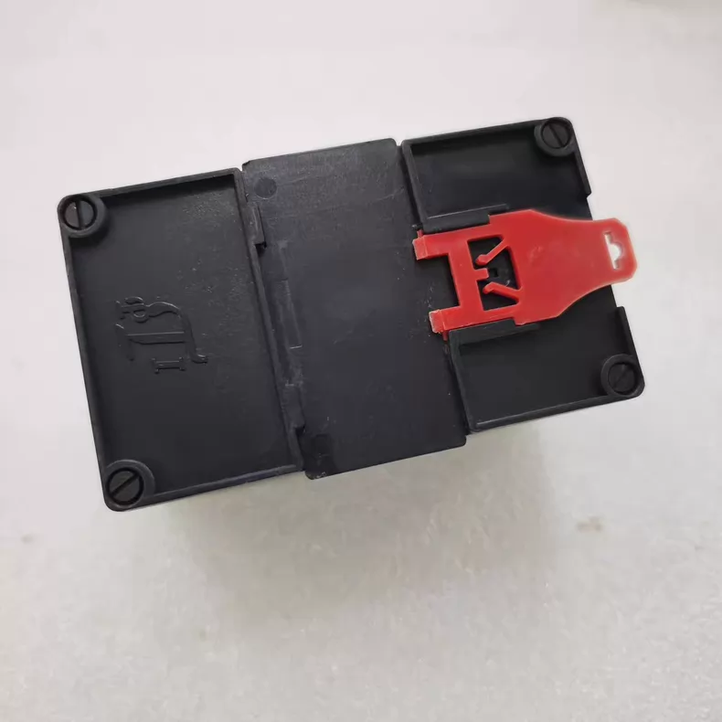 ProvibTech TM202-A00-B00-C00-D00-E00-G00 transmitter thumbnail