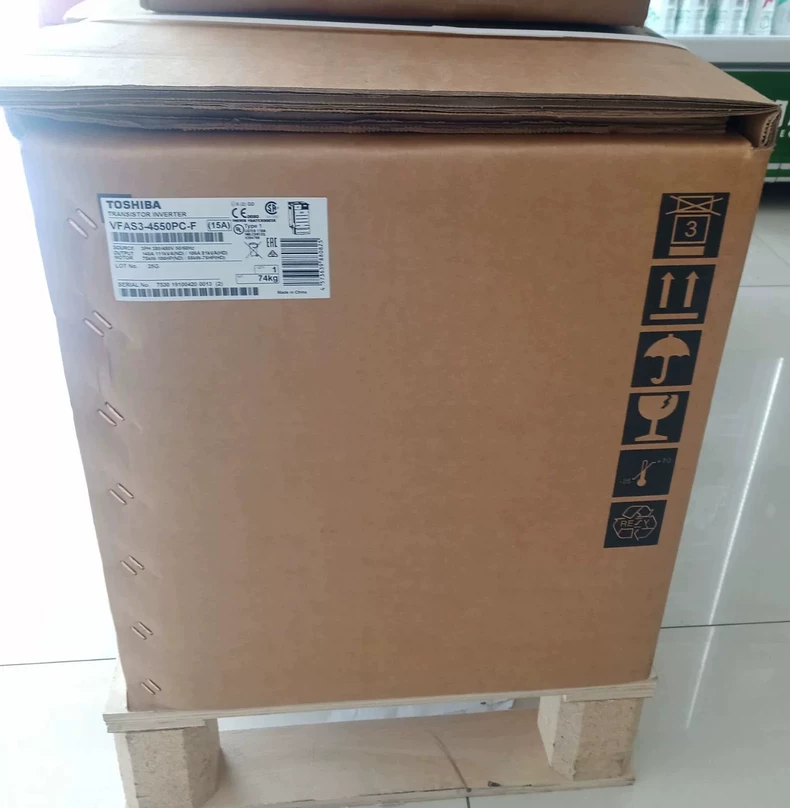 Toshiba VFAS3-4450PC-F Variable Frequency Drive