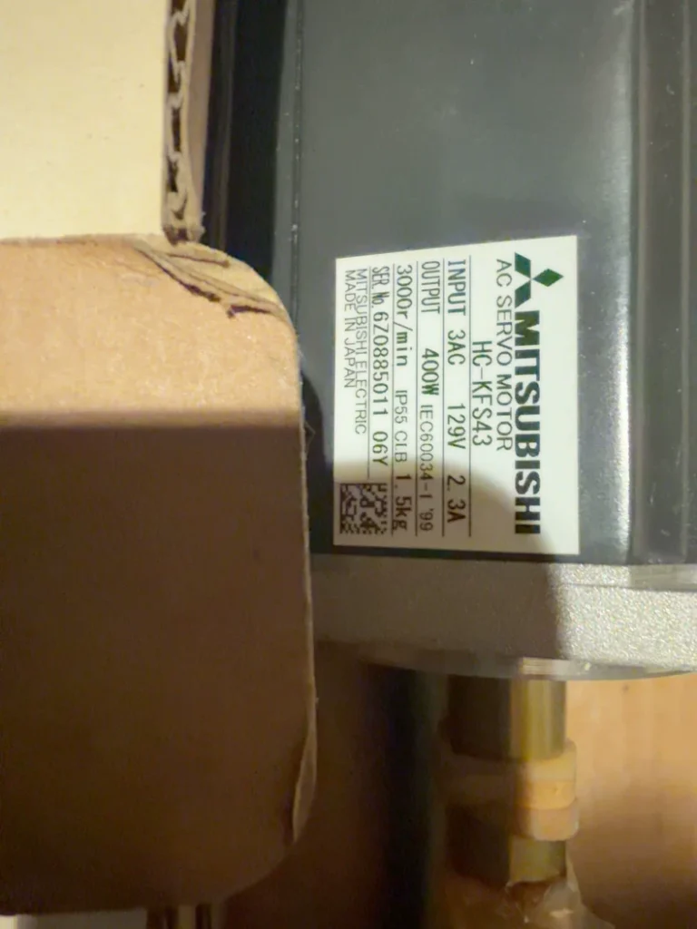 MITSUBISHI HC-KFS43 Servo Motor thumbnail