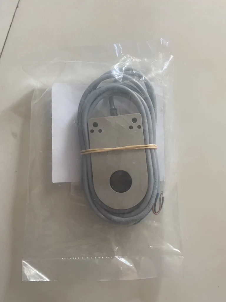SELET B01AN15NO Inductive Sensor thumbnail