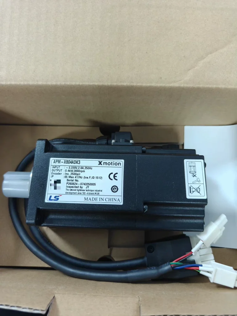 LS APM-XB04ADK3 Motor