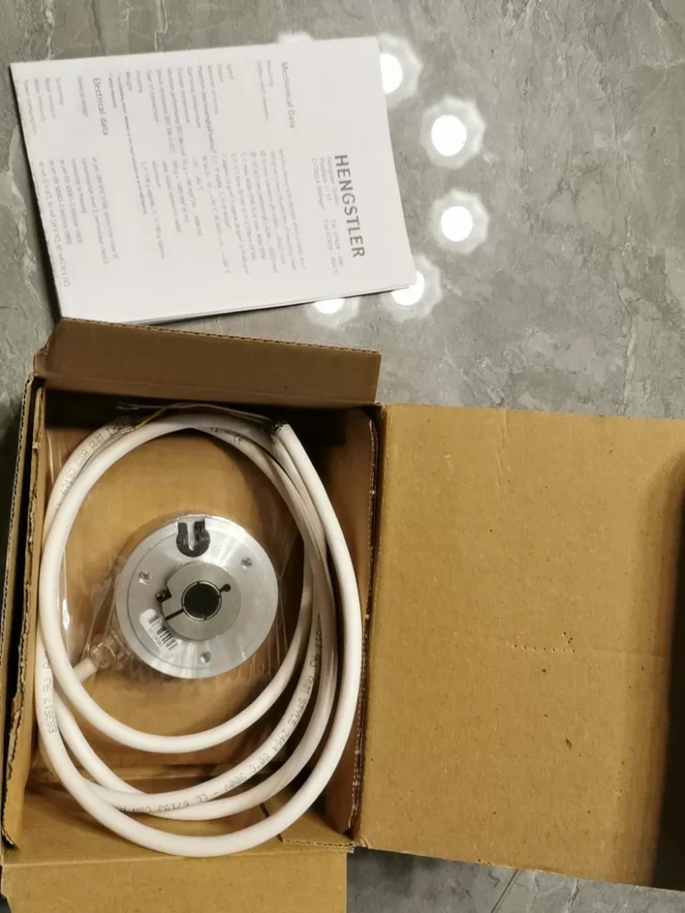 HENGSTLER RI58-D/600ED.37KB 0 536 054 Encoder thumbnail