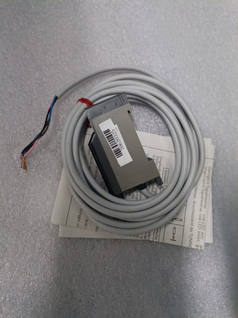 Baumer FVDK10P65Y0 CH-8501 Sensor thumbnail