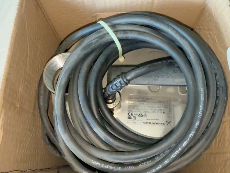 Grundfos UNILIFT AP12.50.11.3 stainless-steel submersible pump thumbnail