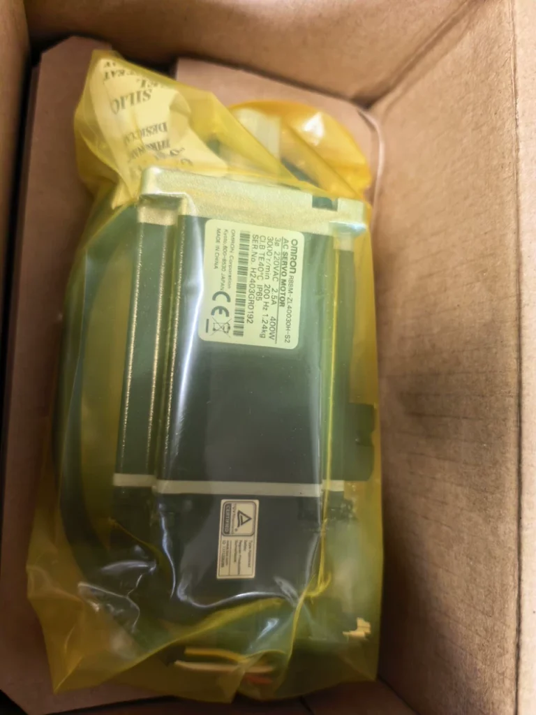 Omron R88M-ZL40030H-S2 Motor