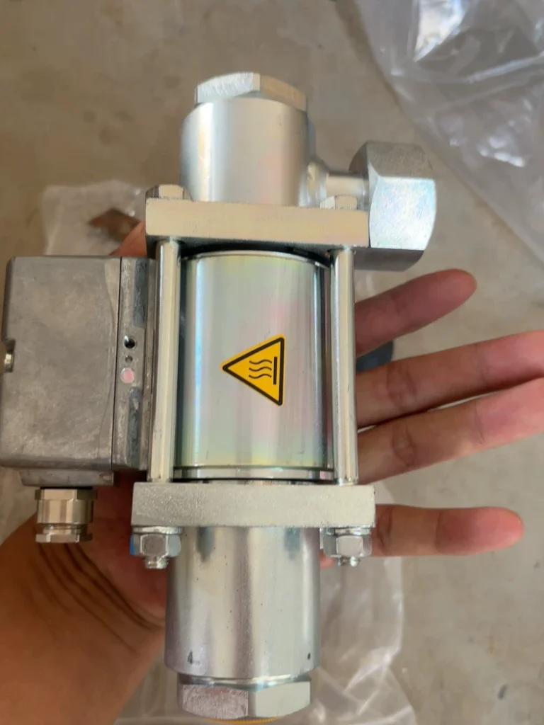 COAX MK 10 DB NC Valve DN 10 0-400bar thumbnail