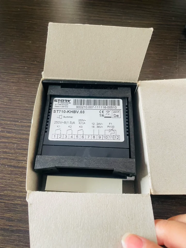 STORK ST710-KHBV.03 Digital Thermostat thumbnail