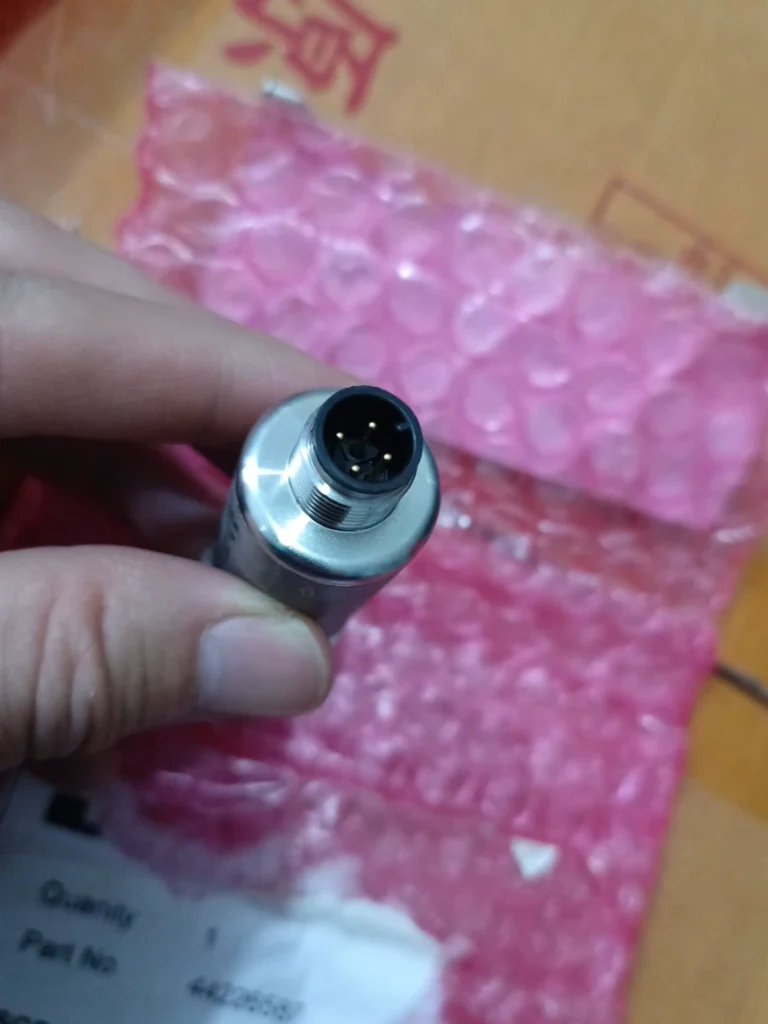 Parker SCP01-250-14-27 Pressure Sensor thumbnail
