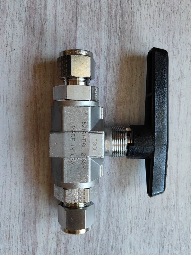 Parker 8A-B8LJ2-SSP Ball Valve thumbnail