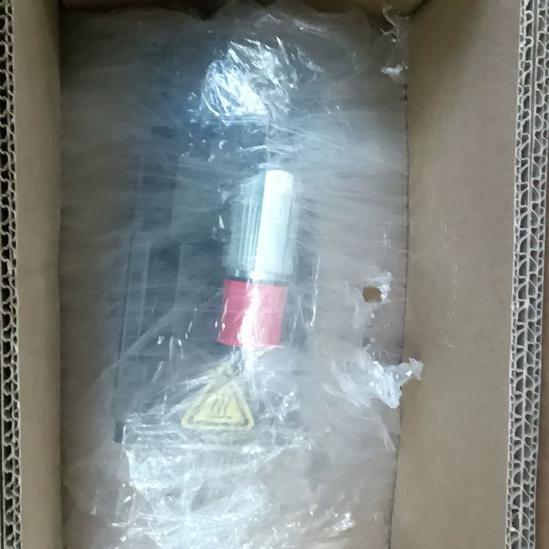 Kollmorgen AKM41H-AN92GF00 Servo Motor thumbnail