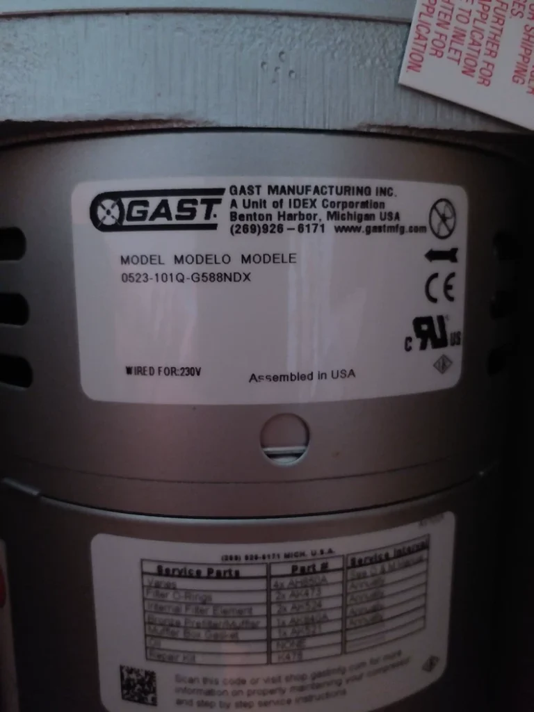 Gast 0523-101Q-G588NDX Vacuum Pump