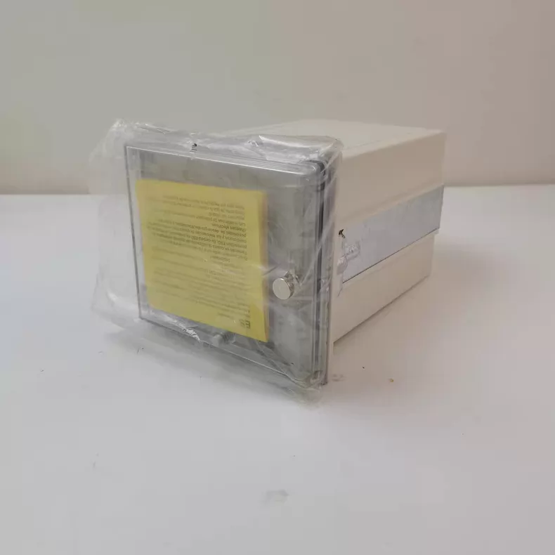 ABB SPAU130C-AA voltage relay