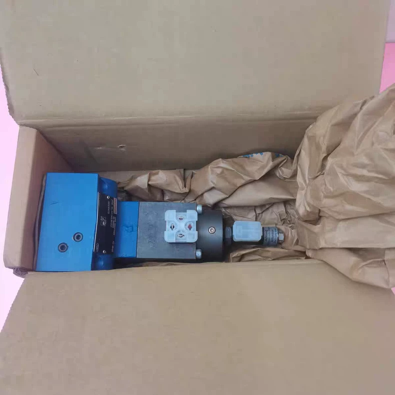 Rexroth R900915823 2FRE10-44/60LBK4M Valve