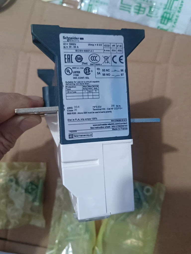 Schneider LR9F5557 Thermal Overload Relay thumbnail