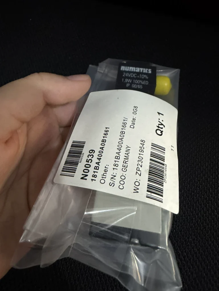 NUMATICS 181BA400A0B1661 Valve