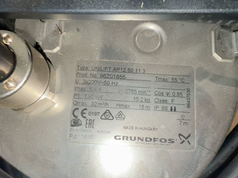 Grundfos UNILIFT AP12.50.11.3 stainless-steel submersible pump thumbnail