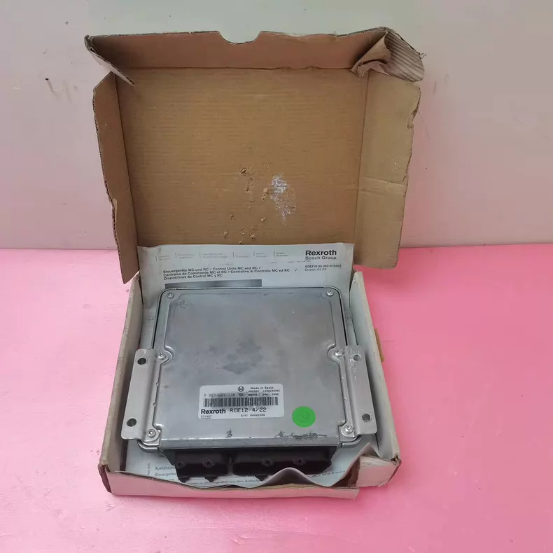 Rexroth RCE12-4/22 R902603118 Controller