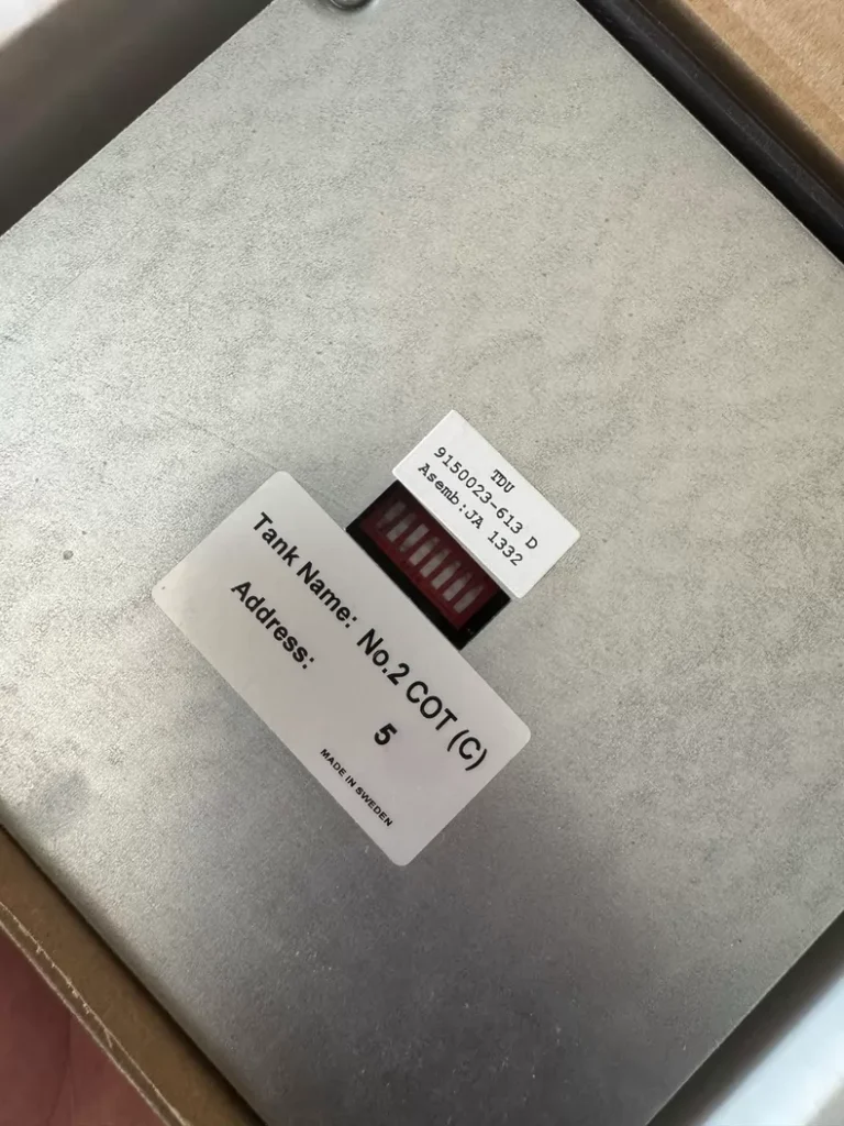 ROSEMOUNT 9150023-613 D TANK DISPLAY UNIT thumbnail