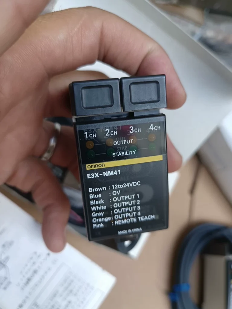 Omron E3X-NM11 Fiber Amplifier