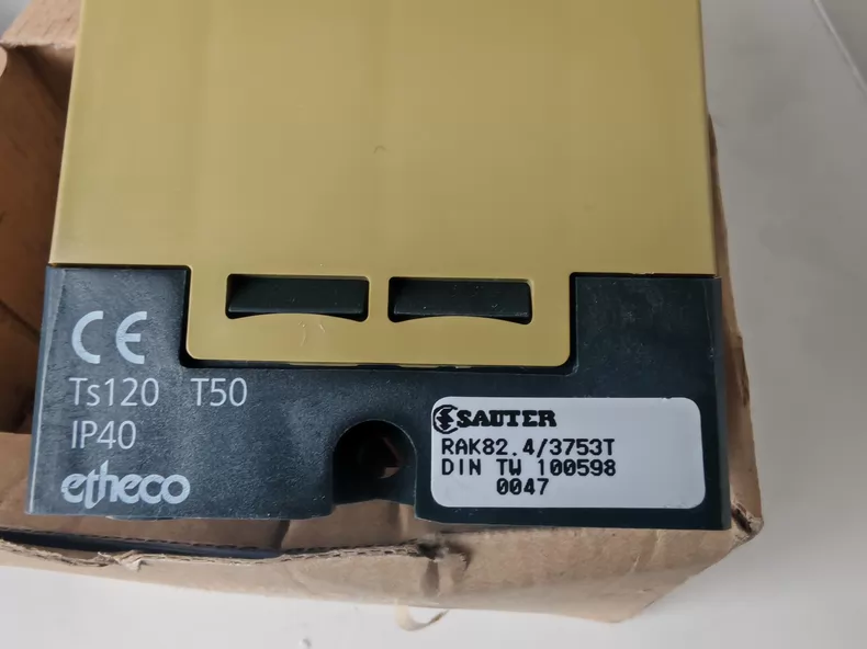 Sauter RAK82.4/3753T Thermostat thumbnail