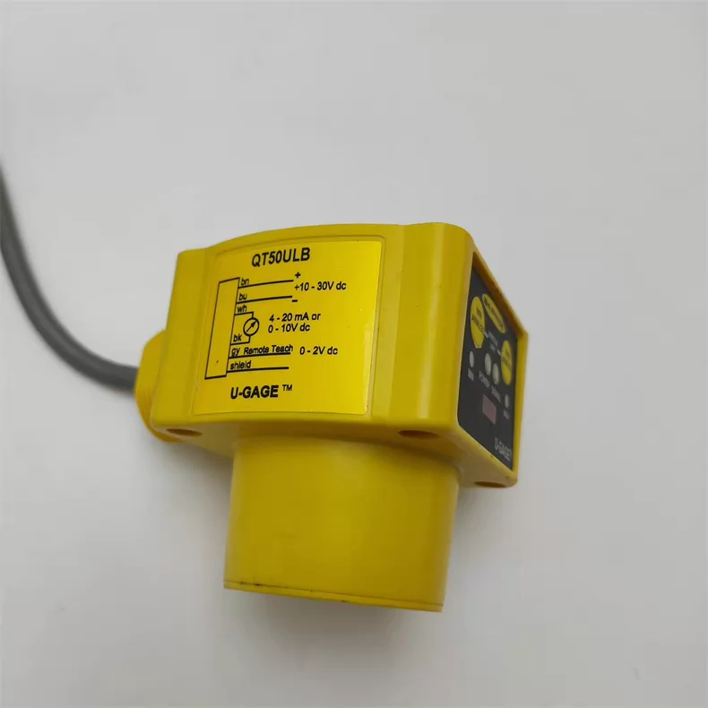 BANNER U-GAGE QT50ULB Ultrasonic Proximity Sensor thumbnail