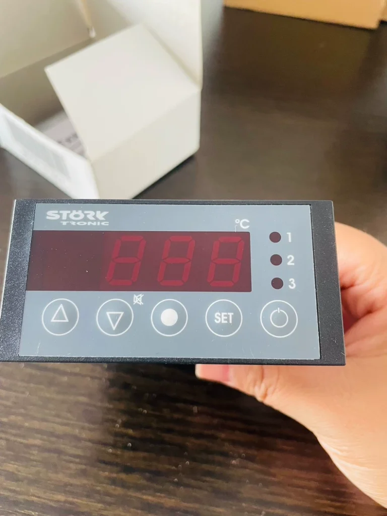 STORK ST710-KHBV.03 Digital Thermostat