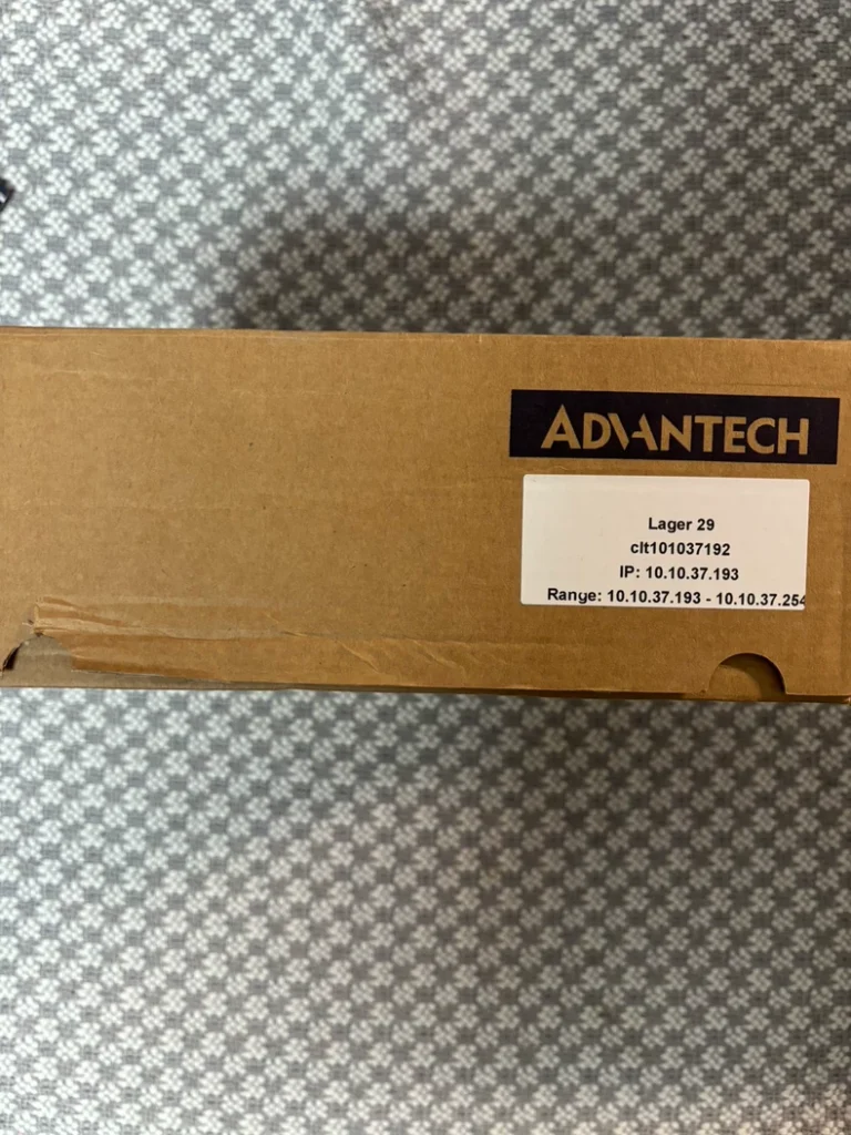 Advantech BB-SR30310111 SmartFlex Industrial Router thumbnail