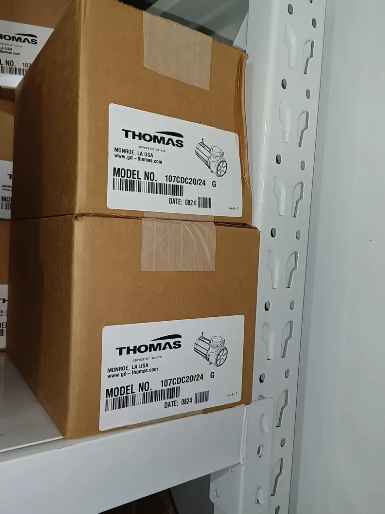 THOMAS 107CDC20/24 Thomas Oil-less Diaphragm Compressor