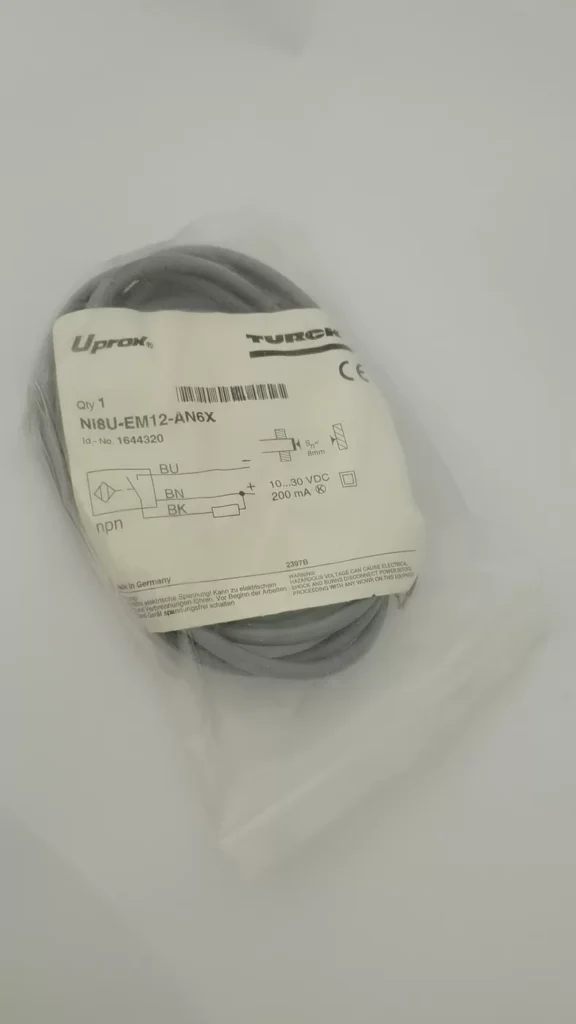 TURCK NI8U-EM12-AN6X Proximity sensor