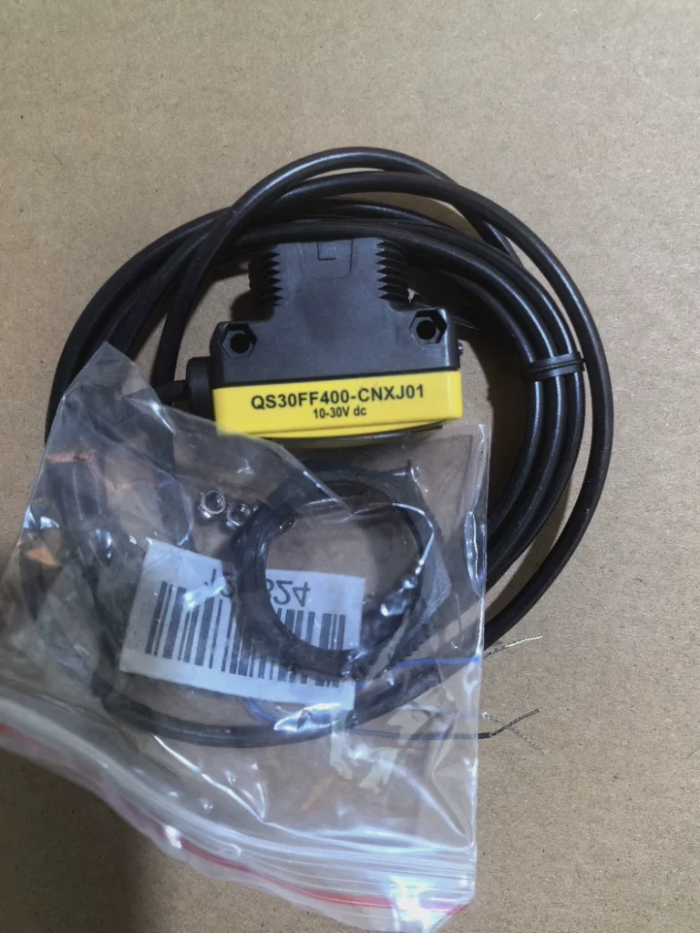 BANNER QS30FF400-CNXJ01 Switch