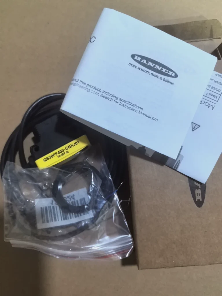 BANNER QS30FF400-CNXJ01 Switch thumbnail