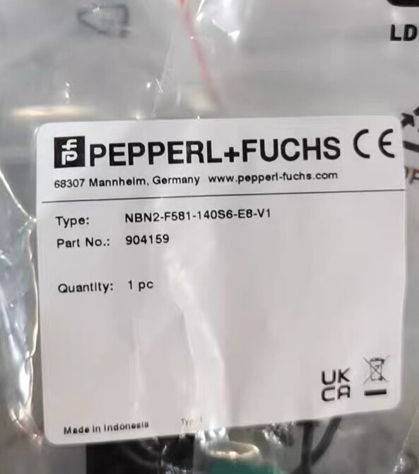 Pepperl+Fuchs NBN2-F581-140S6-E8-V1 Inductive power clamp sensor