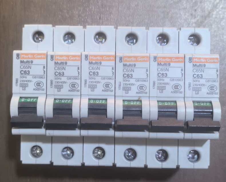 Merlin Gerin Multi9 C65N C63 Miniature Circuit Breaker