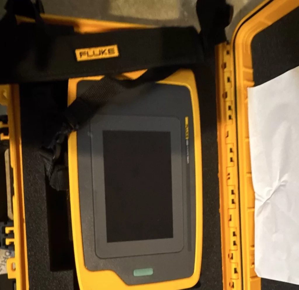 Fluke II500 Acoustic imager thumbnail