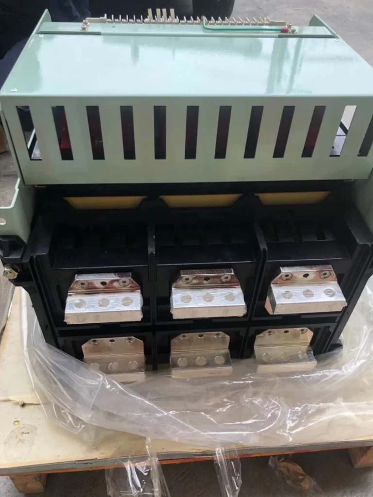 Nader NDW1-3200 Air Circuit Breaker thumbnail