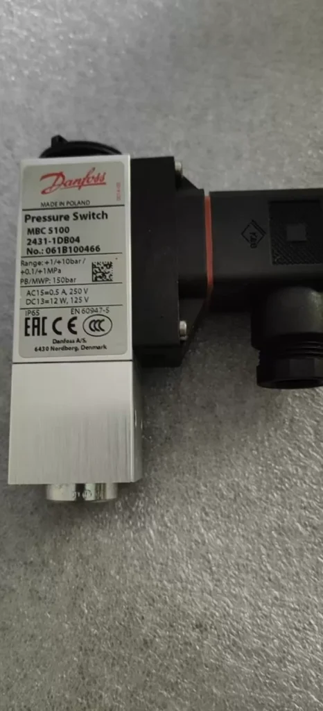 mbc 061B100466 Switch