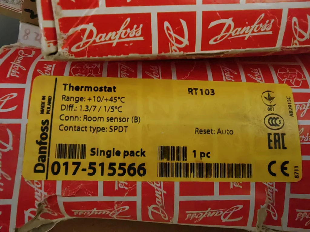 Danfoss RT103 Temperature Controller