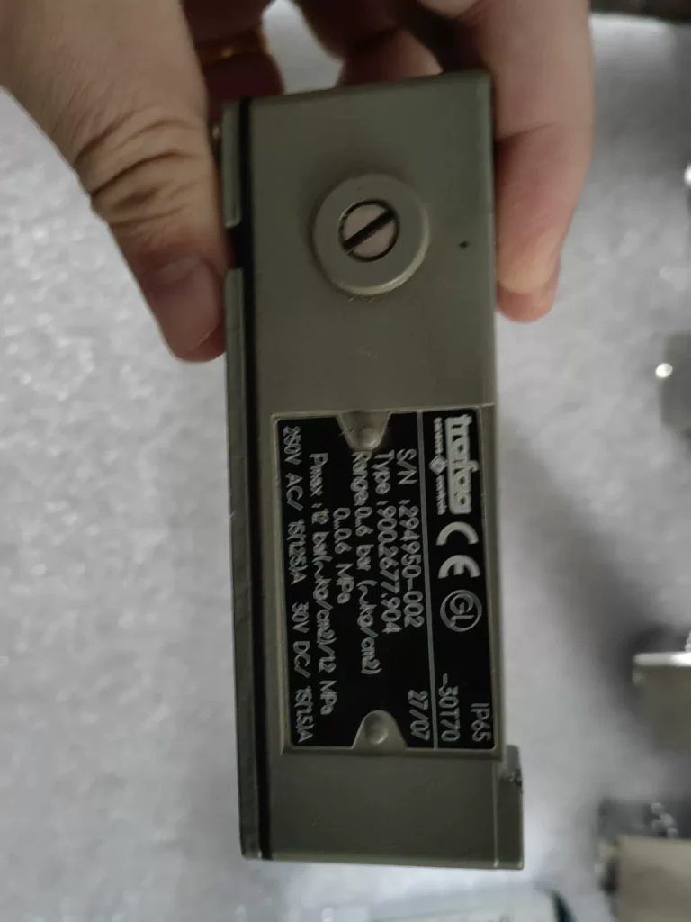 trafag 1 9002677.904 Switch