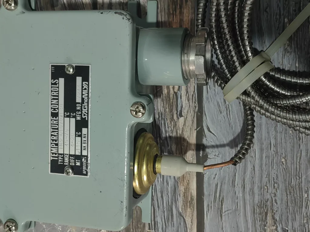 Saginomiya TNS-C1070WL3 Temperature Controller