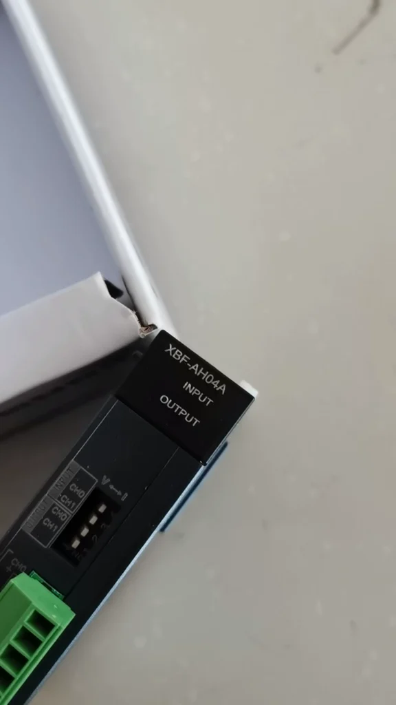 LG XBF-AH04A