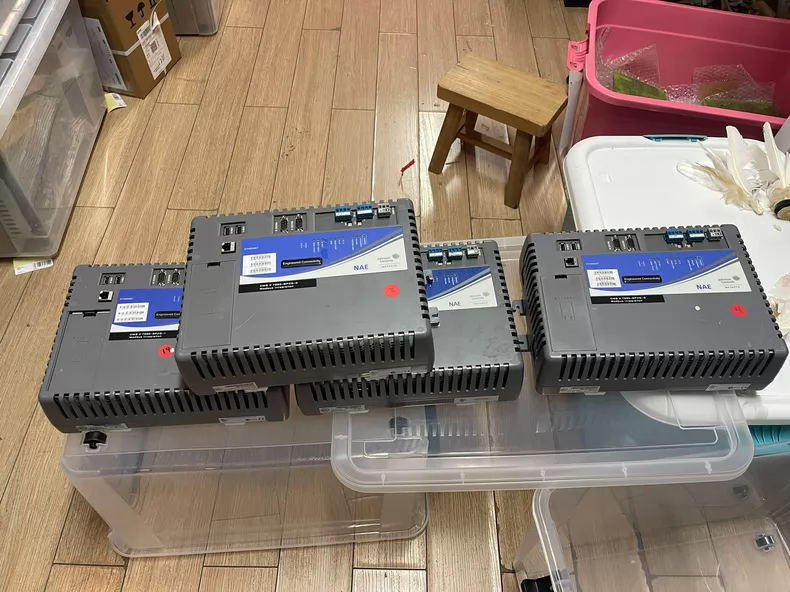 Johnson Controls MS-NAE5510-2 Network Engine thumbnail