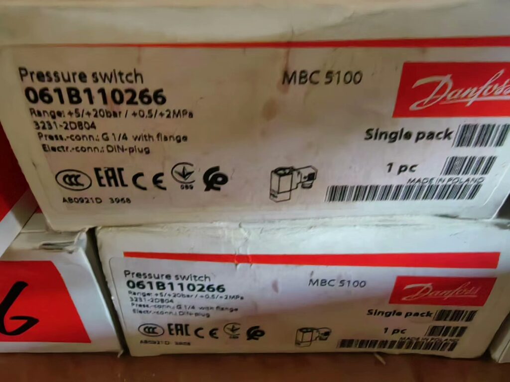 Danfoss 061B110266 Switch
