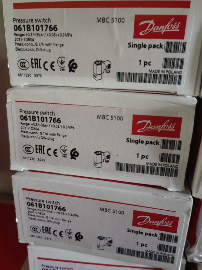 Danfoss 061B101766 Switch