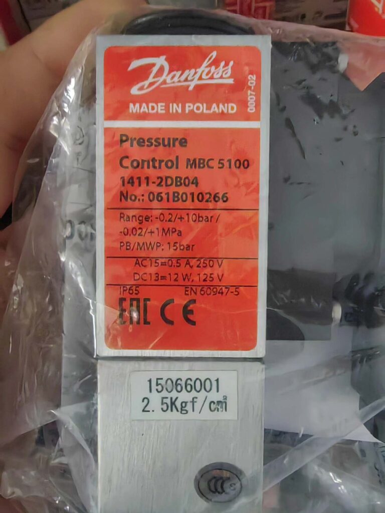 Danfoss 061B010266 Switch