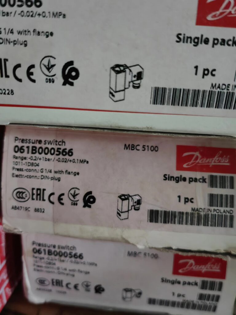 Danfoss 061B000566 Switch