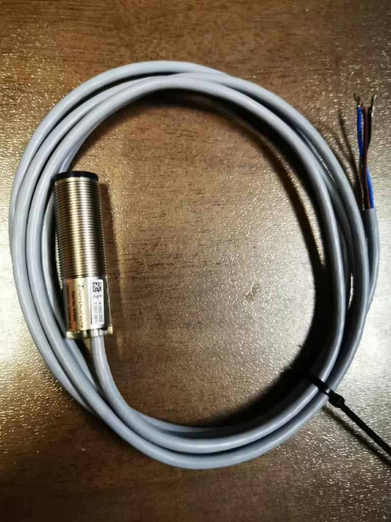 Pepperl+Fuchs OBS4000-18GM60-E5 Switch