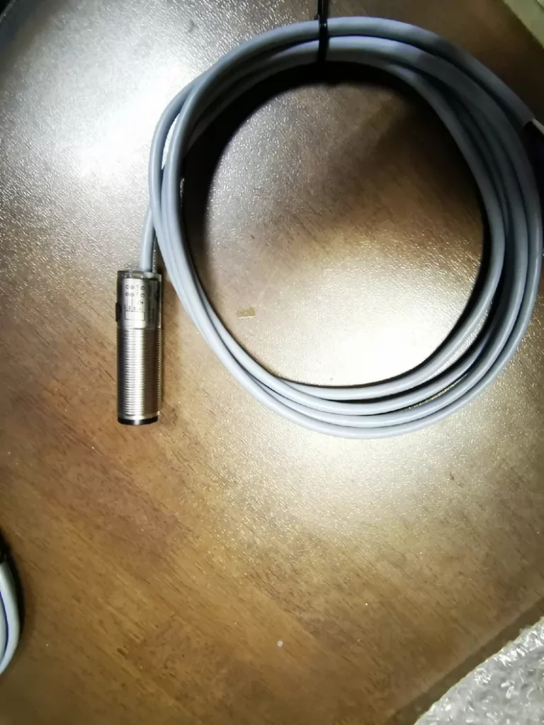 Pepperl+Fuchs OBS4000-18GM60-E5 Switch thumbnail
