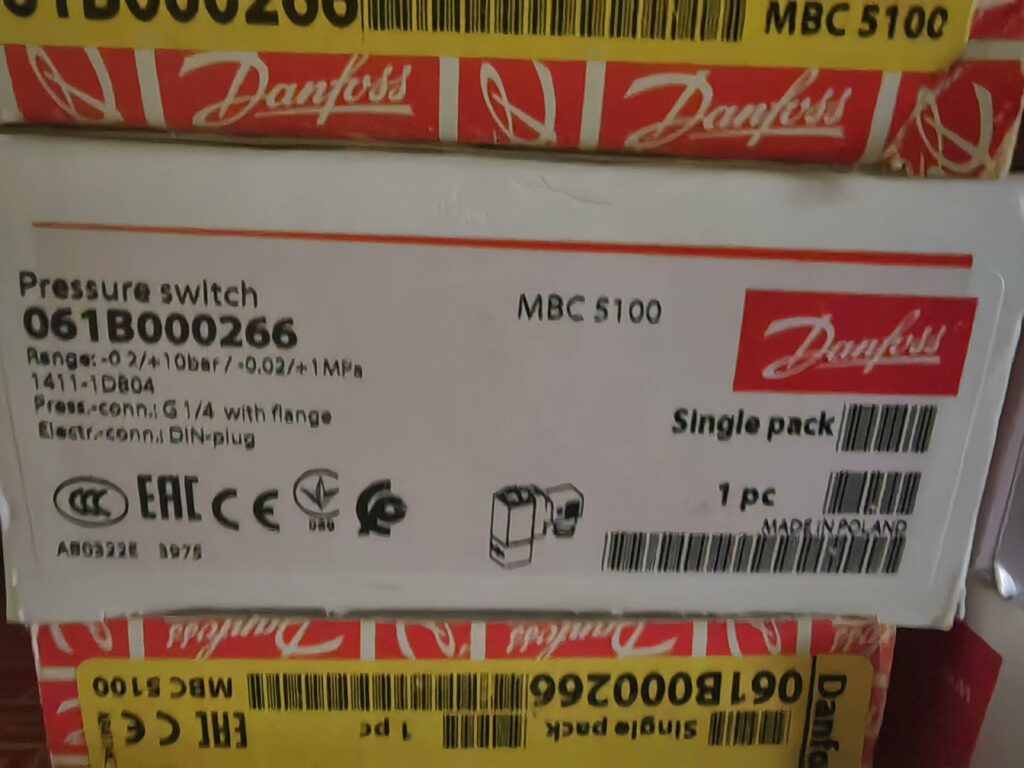Danfoss 061B000266 Switch