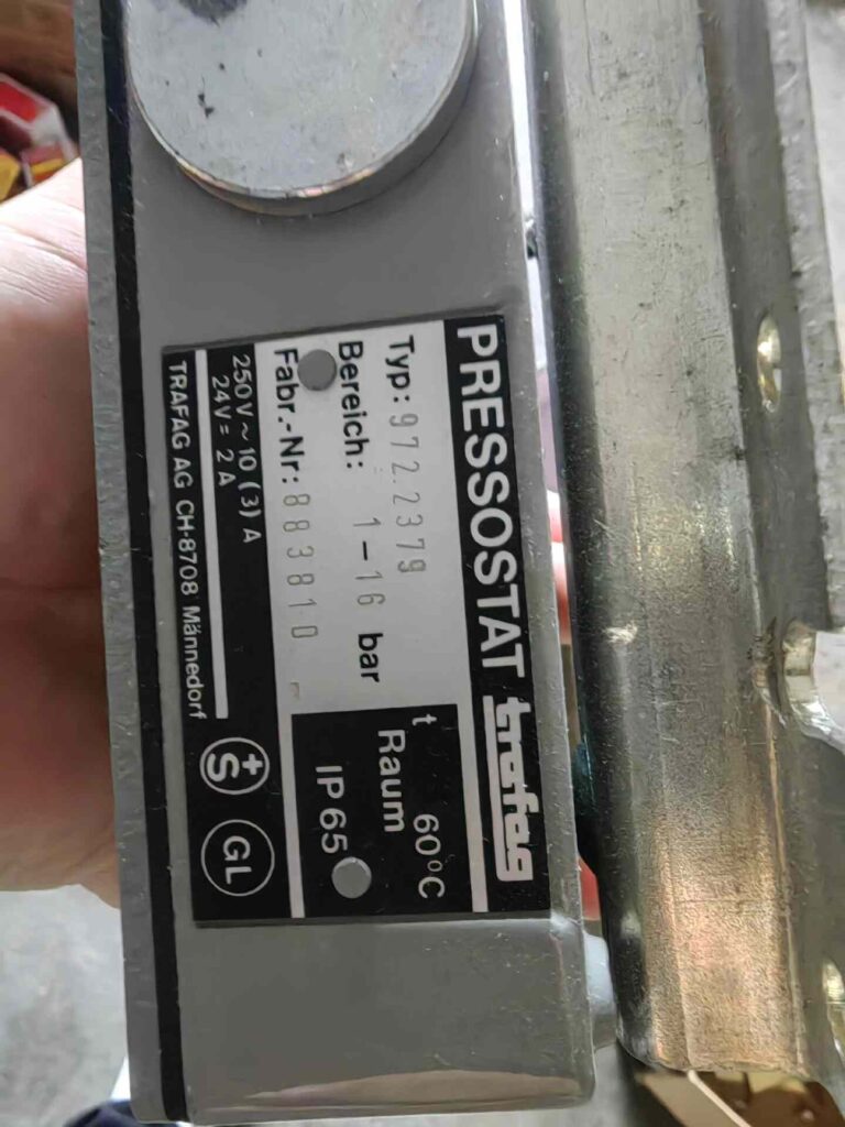 trafag 972.2379 Switch