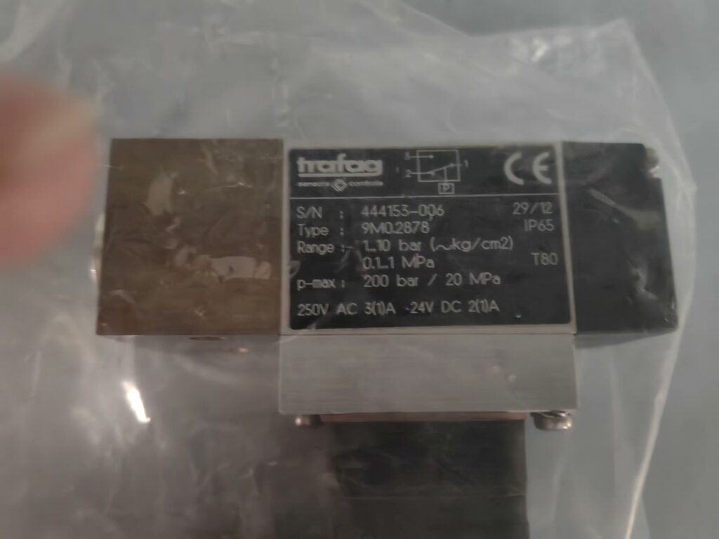 Trafag 9M0.2878 Switch
